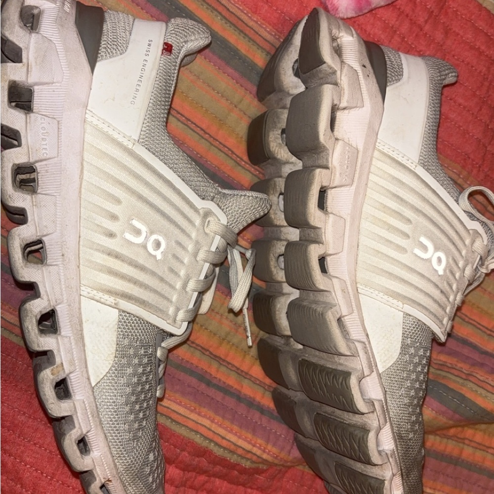 On Running Women's Athletic Shoes in Beige and White